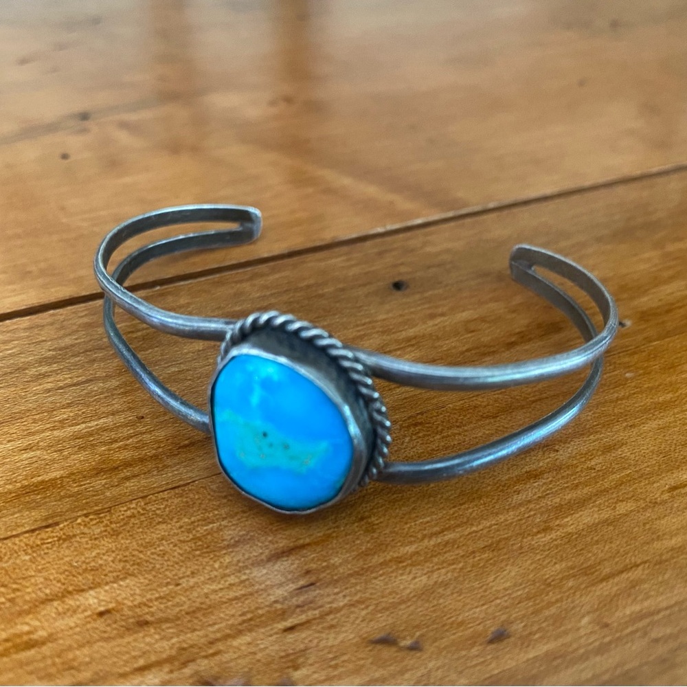 Vintage Native American Sterling Silver Turquoise Cuff Bracelet size 6 3/4”